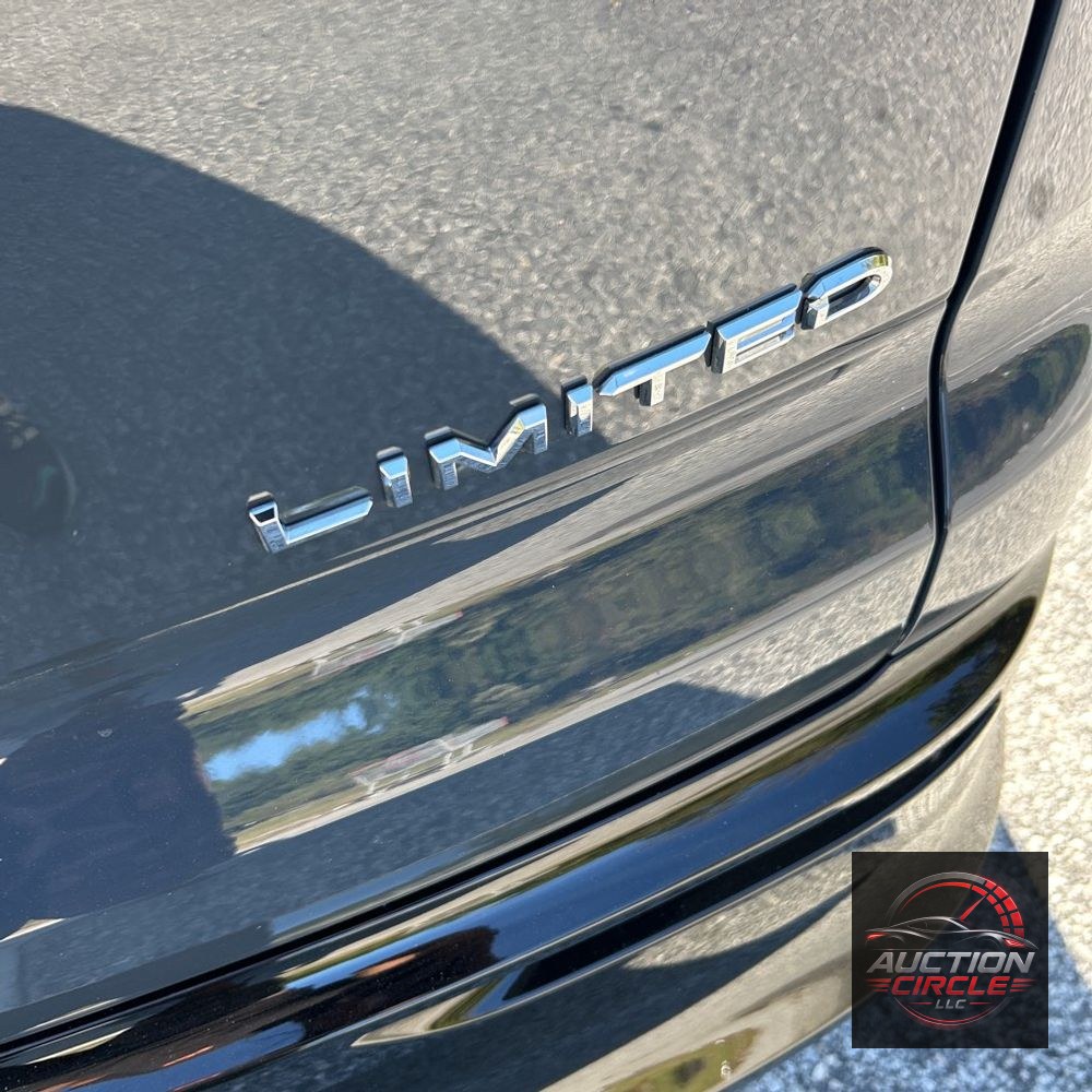 2025 Toyota Crown Signia Limited
