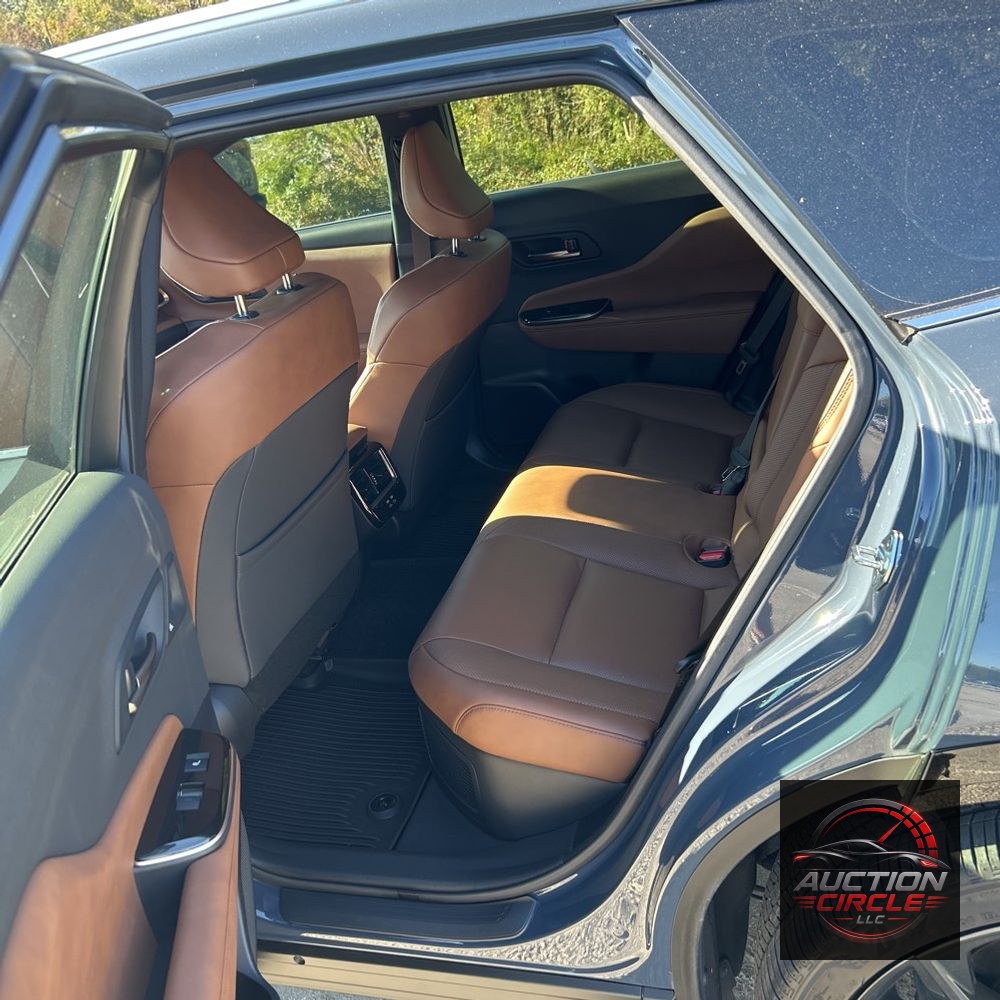 2025 Toyota Crown Signia Limited