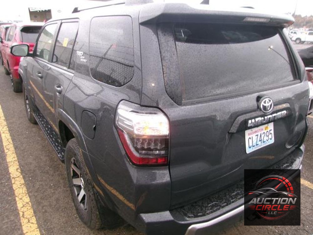 2024 Toyota 4Runner SR5