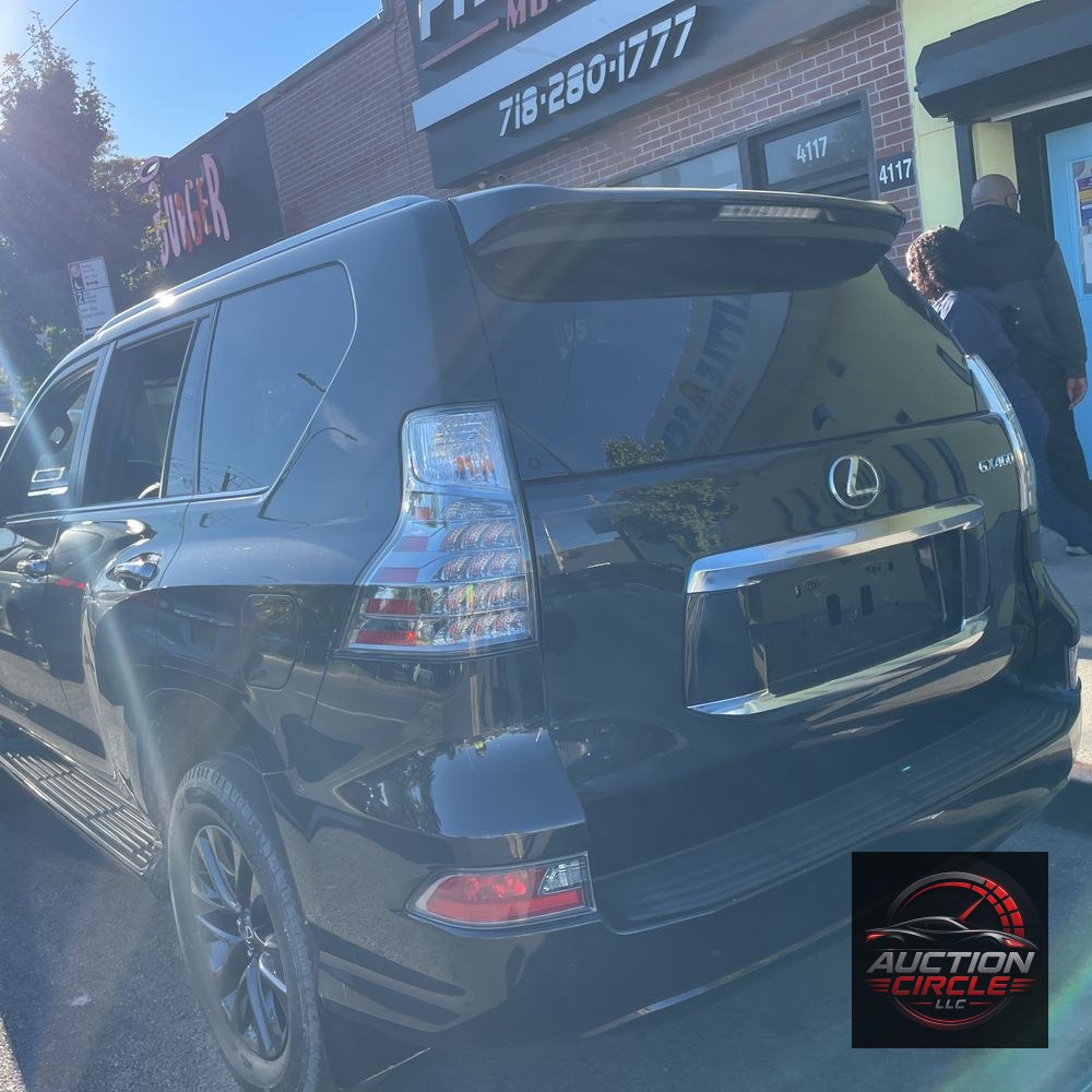 2023 Lexus GX 460 Base