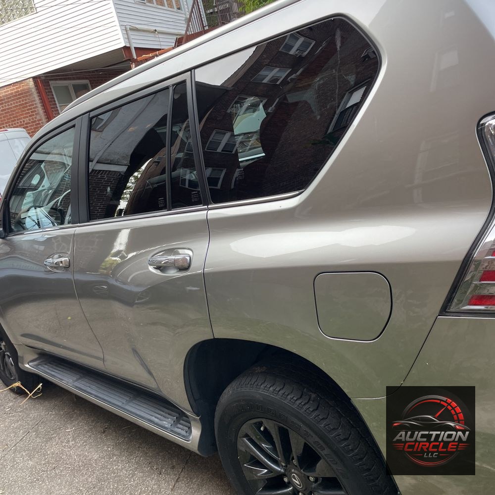 2022 Lexus GX 460 Base