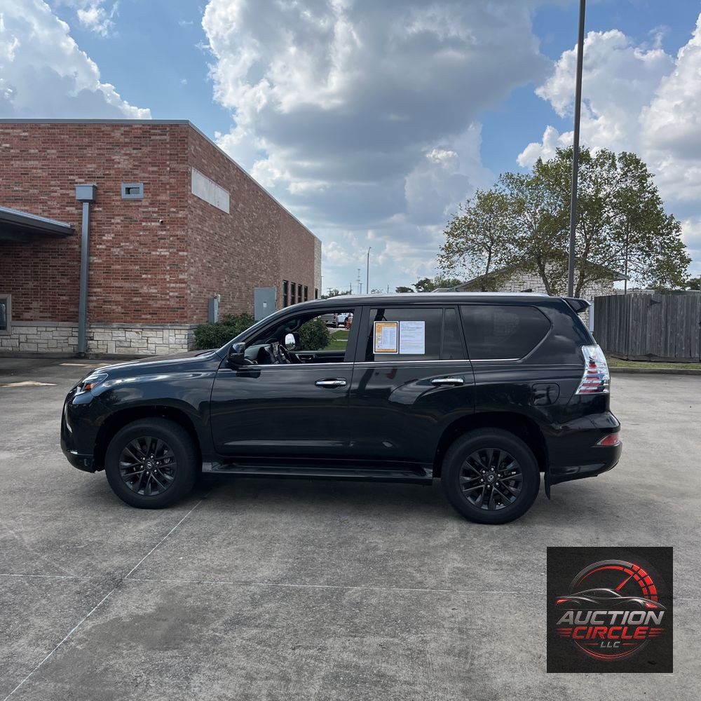 2023 Lexus GX 460 Base