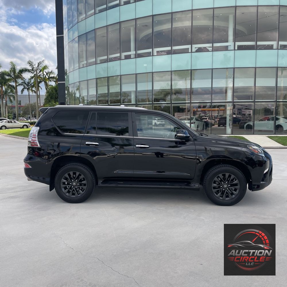 2023 Lexus GX 460 Base