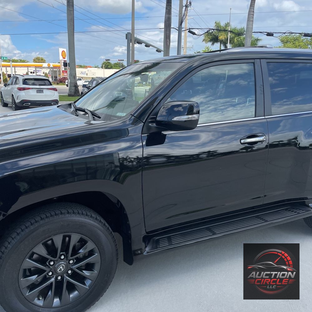 2023 Lexus GX 460 Base