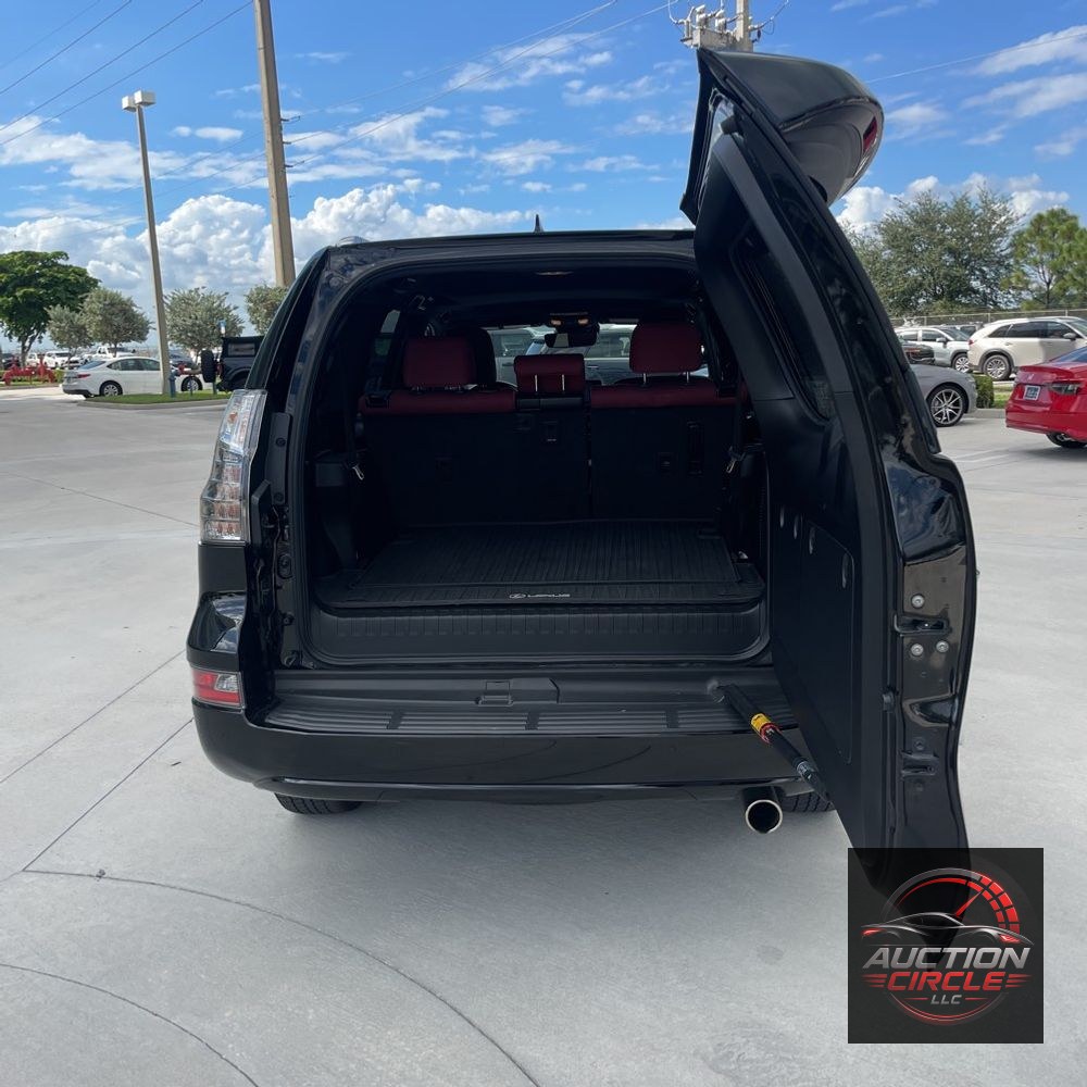2023 Lexus GX 460 Base