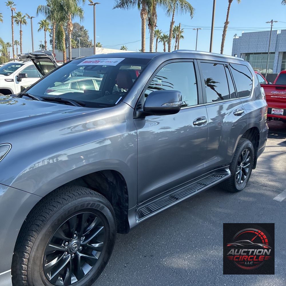 2023 Lexus GX 460 Base