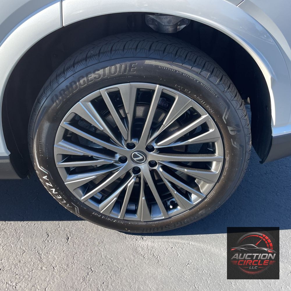 2025 Lexus RX 450h+ Luxury