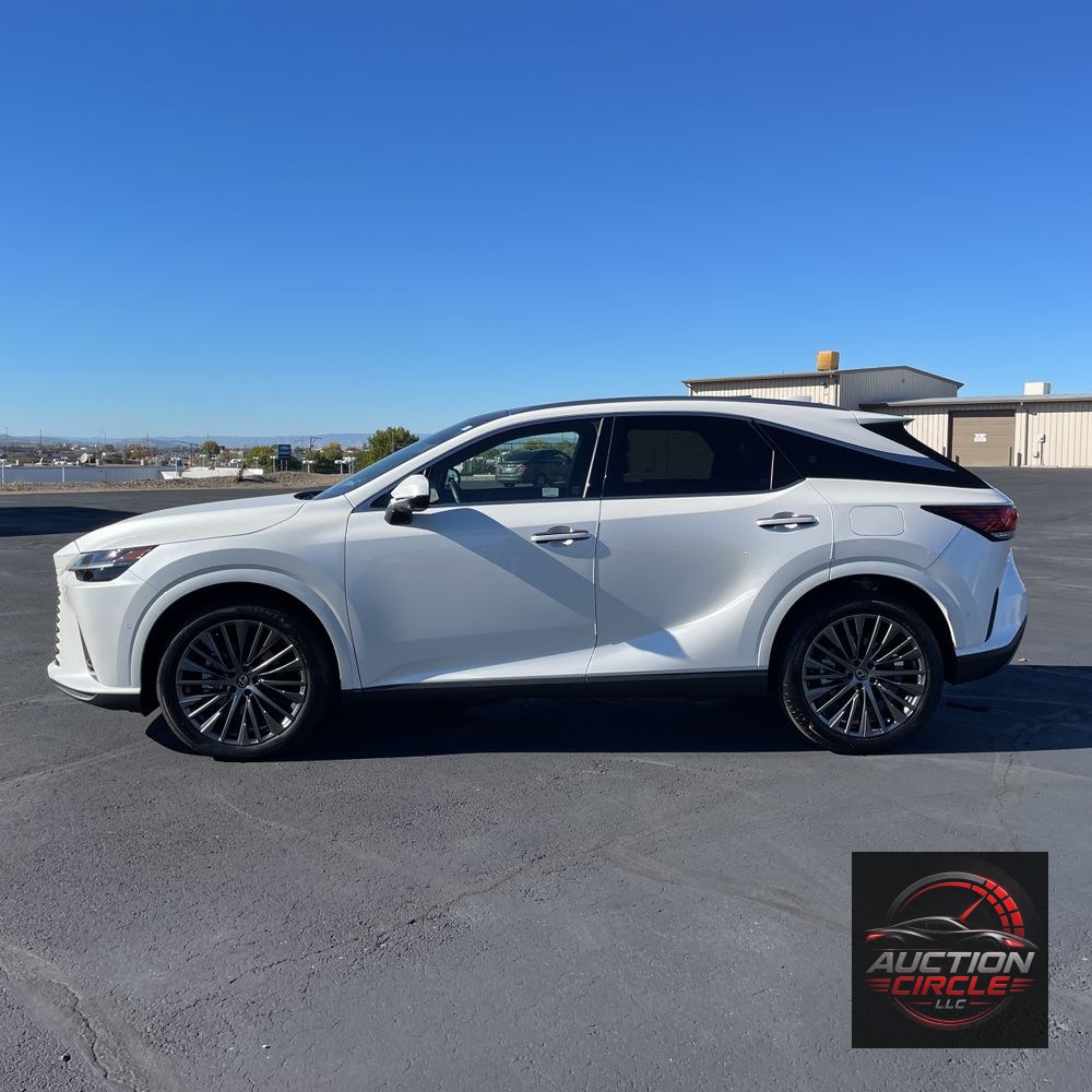 2025 Lexus RX 450h+ Luxury