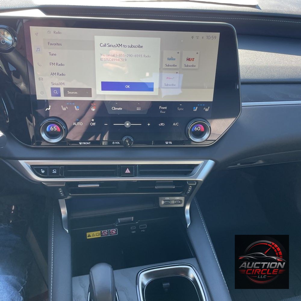 2025 Lexus RX 450h+ Luxury