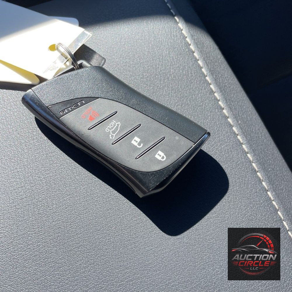 2025 Lexus RX 450h+ Luxury