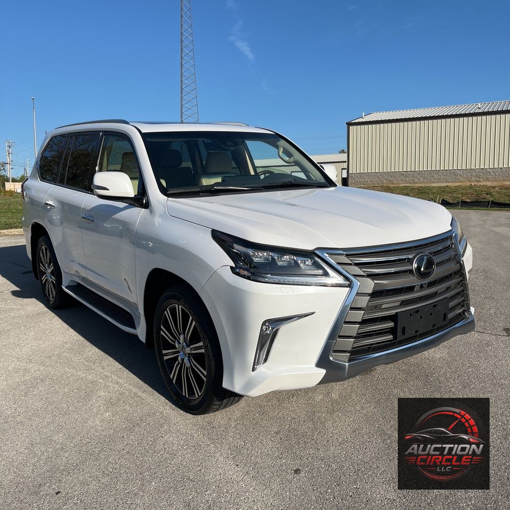 2021 Lexus LX 570 Three-Row