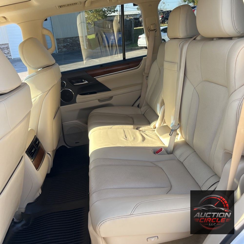 2021 Lexus LX 570 Three-Row