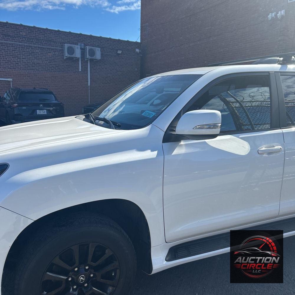 2022 Lexus GX 460 Base