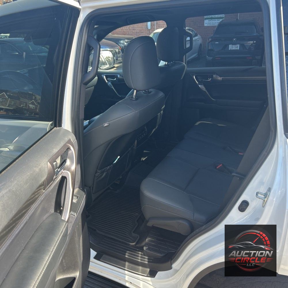 2022 Lexus GX 460 Base