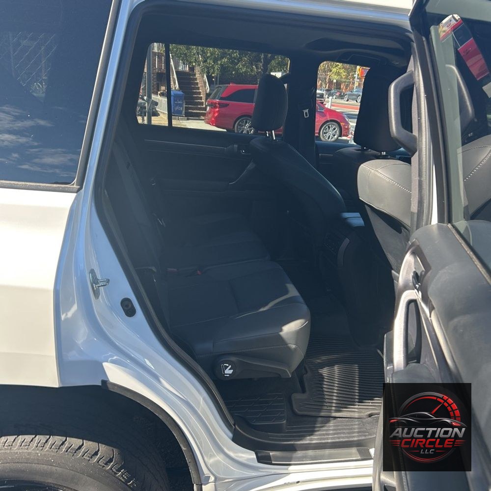 2022 Lexus GX 460 Base