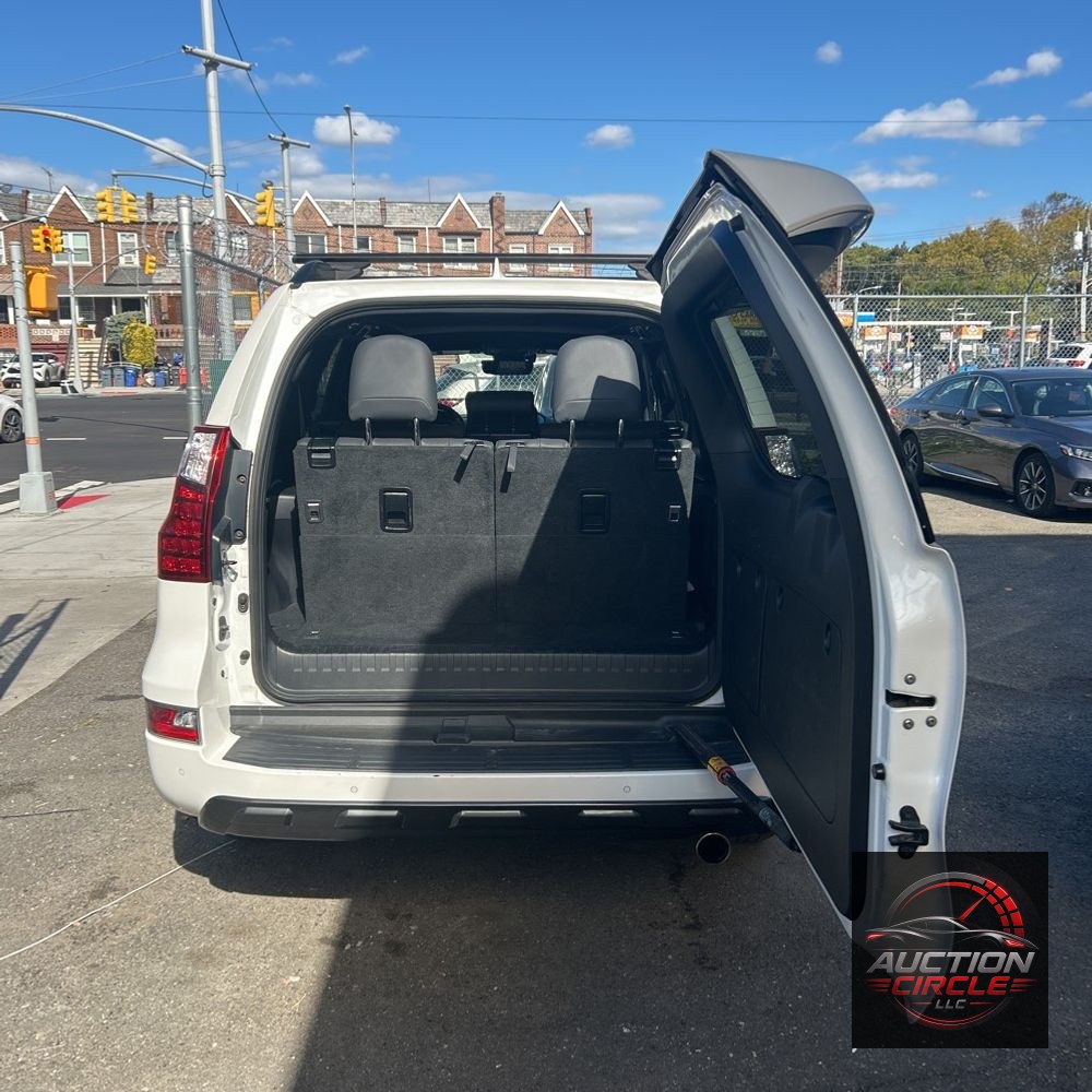 2022 Lexus GX 460 Base