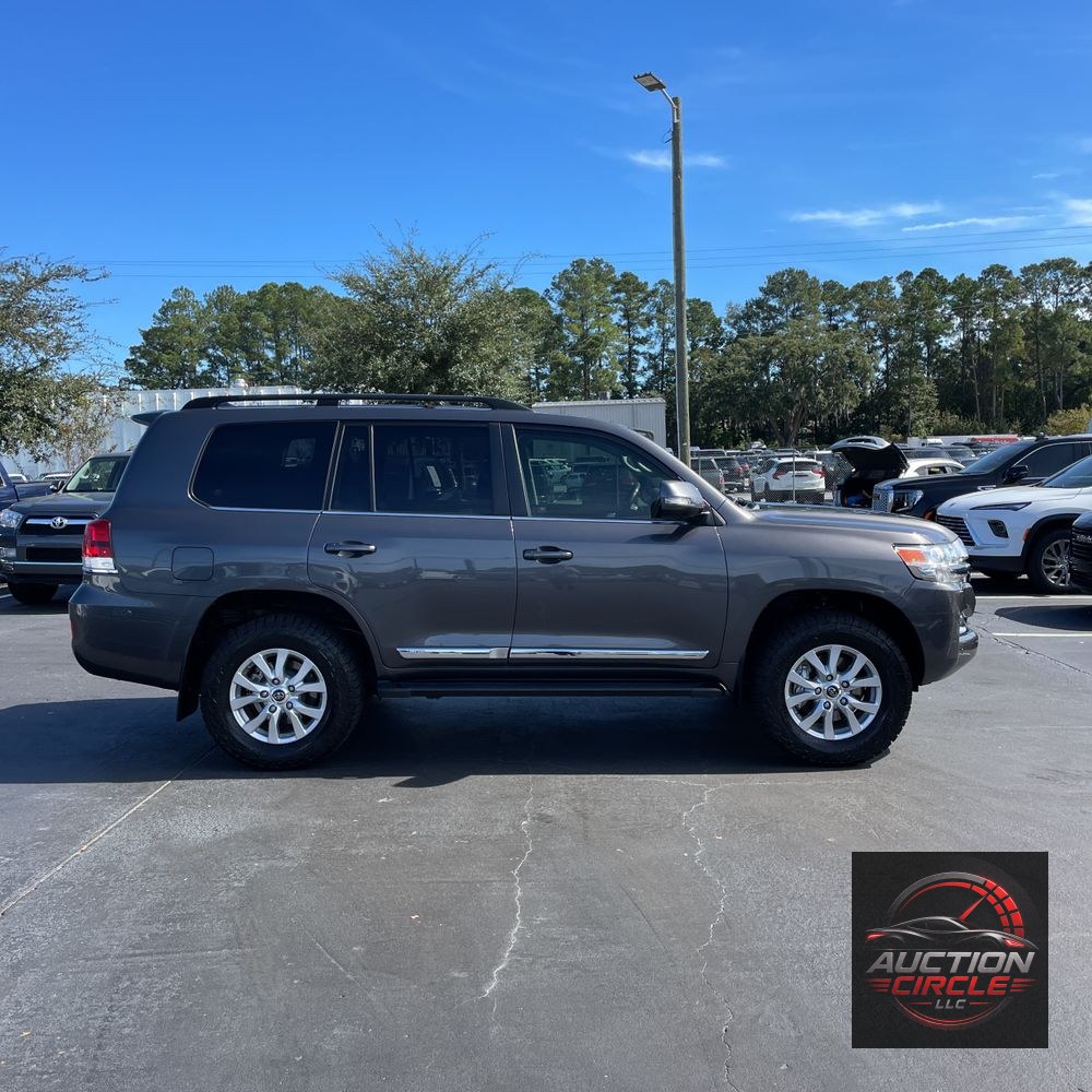 2021 Toyota Land Cruiser Base