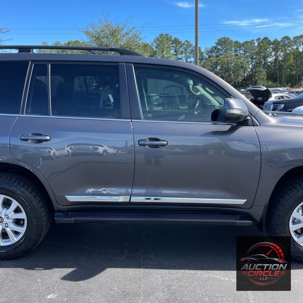 2021 Toyota Land Cruiser Base
