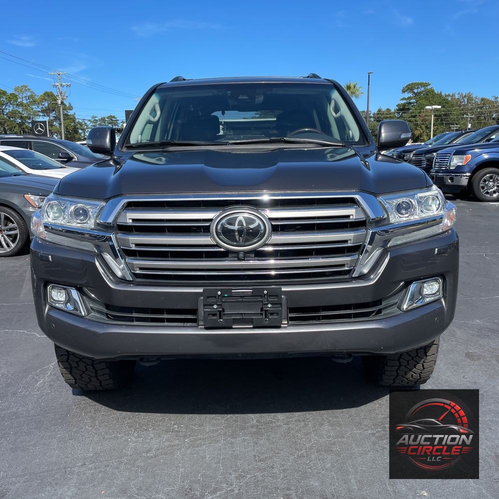 2021 Toyota Land Cruiser Base