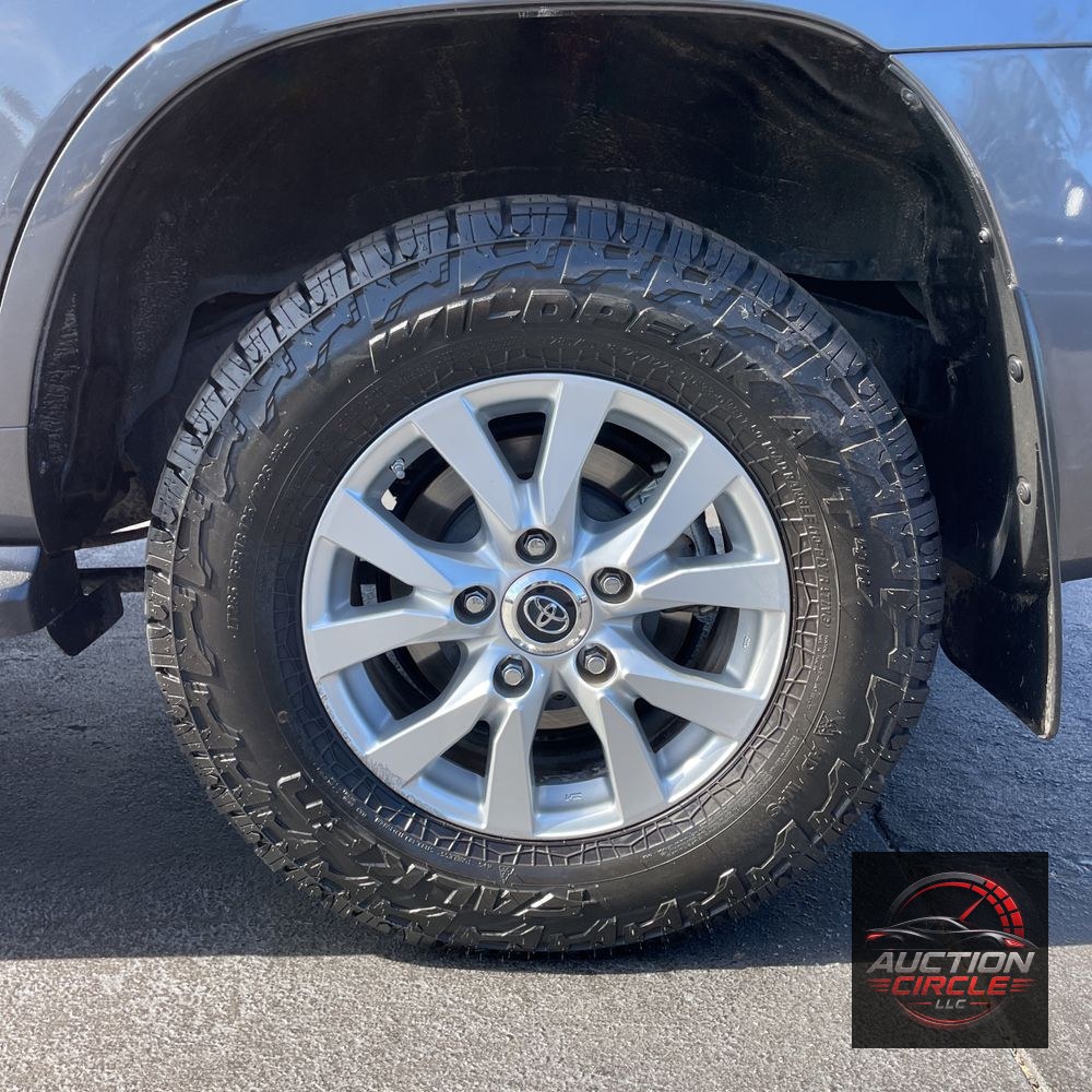2021 Toyota Land Cruiser Base