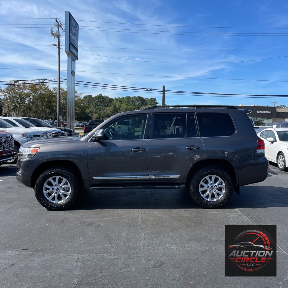 2021 Toyota Land Cruiser Base