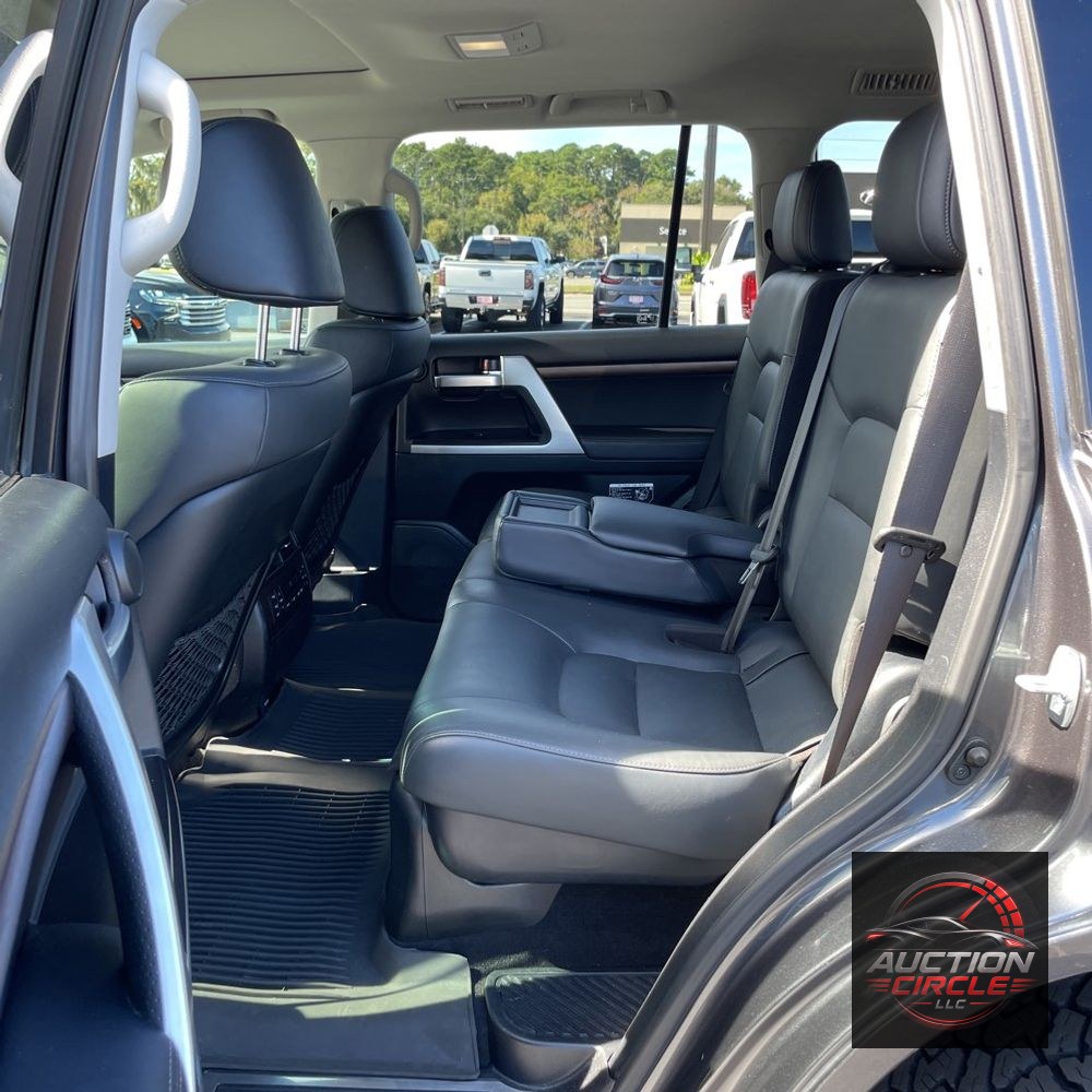 2021 Toyota Land Cruiser Base