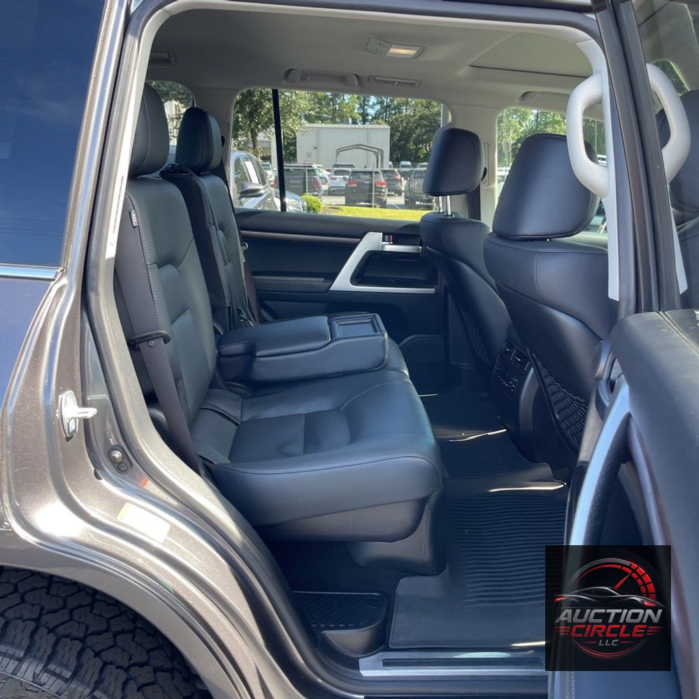 2021 Toyota Land Cruiser Base