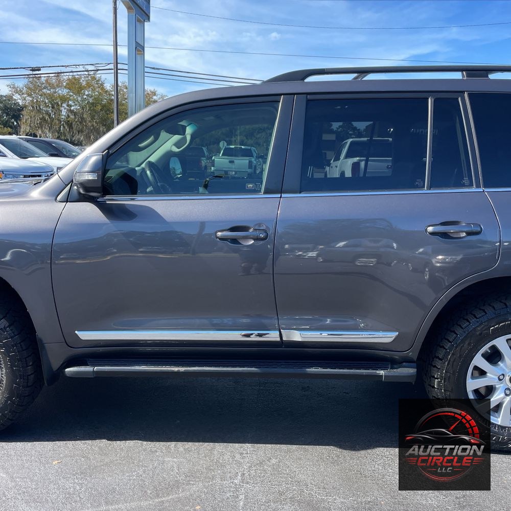 2021 Toyota Land Cruiser Base