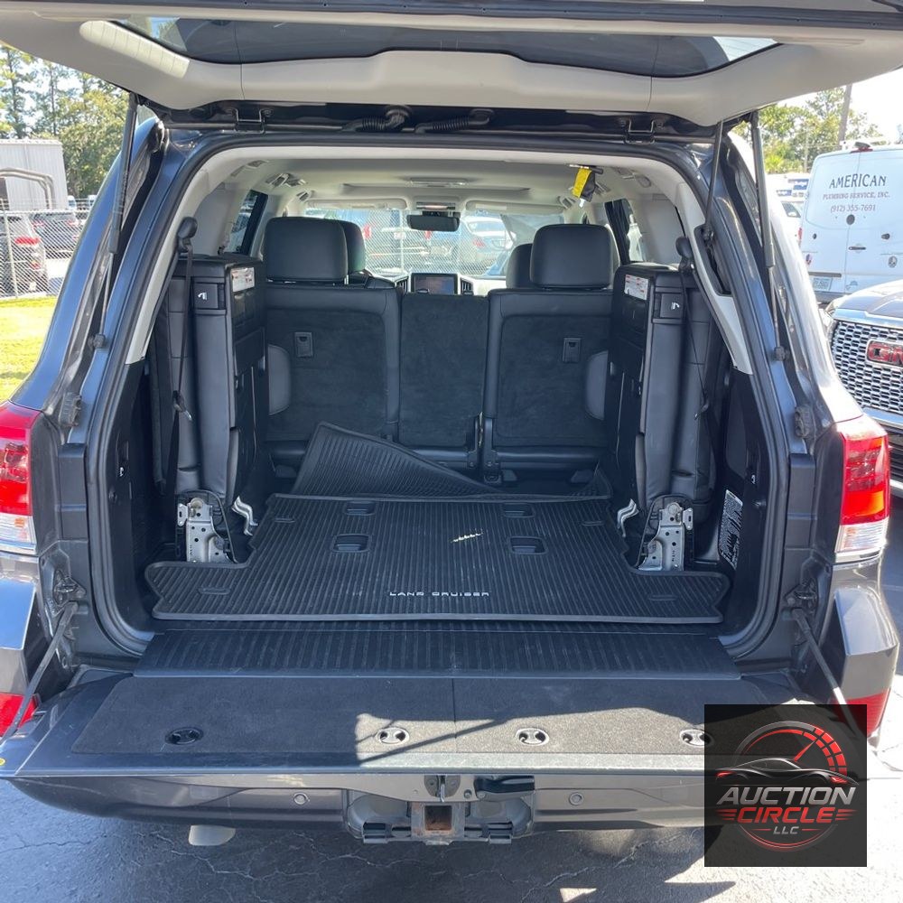 2021 Toyota Land Cruiser Base