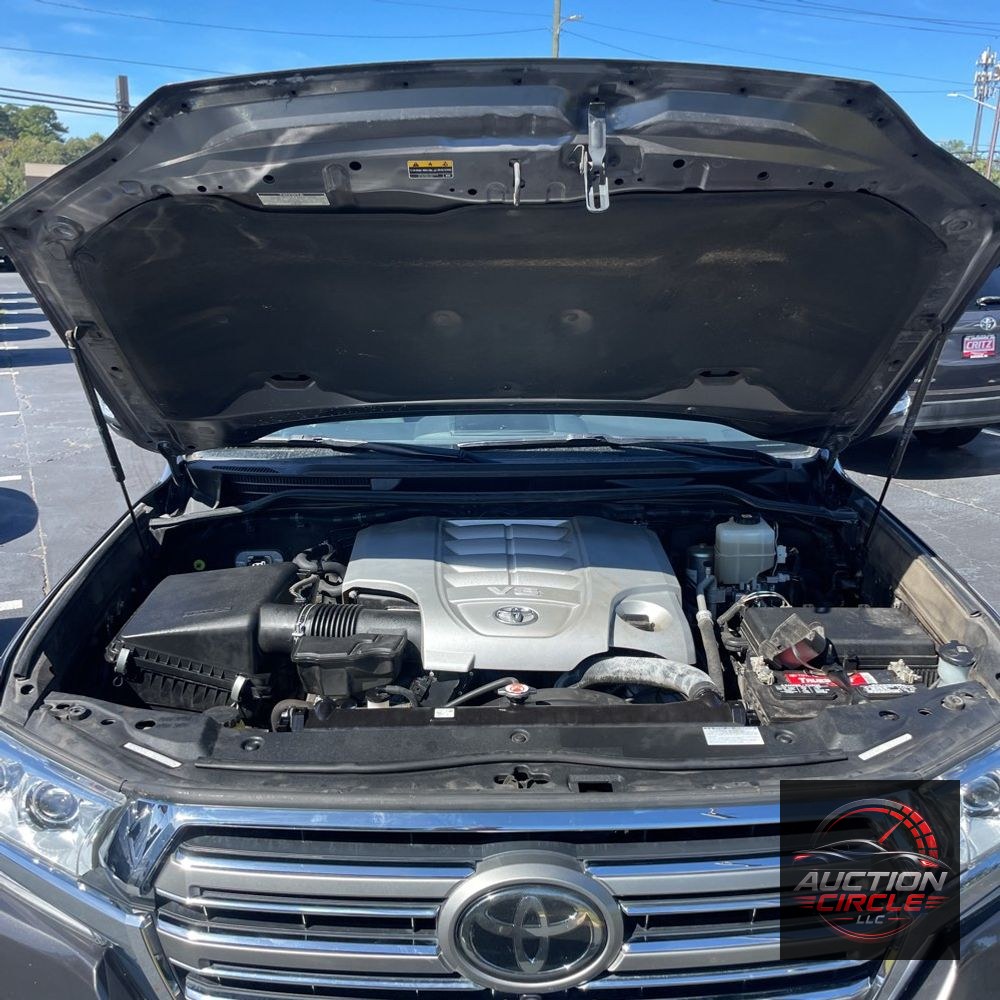 2021 Toyota Land Cruiser Base