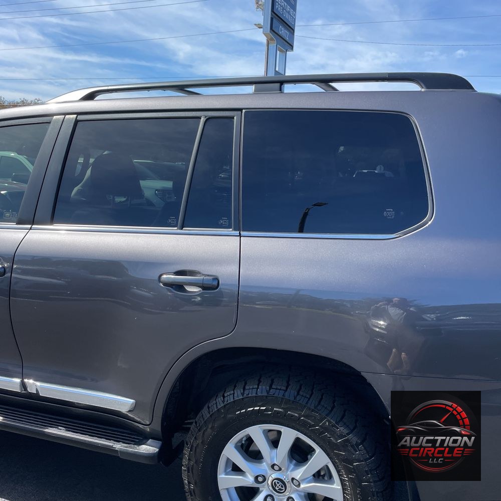 2021 Toyota Land Cruiser Base