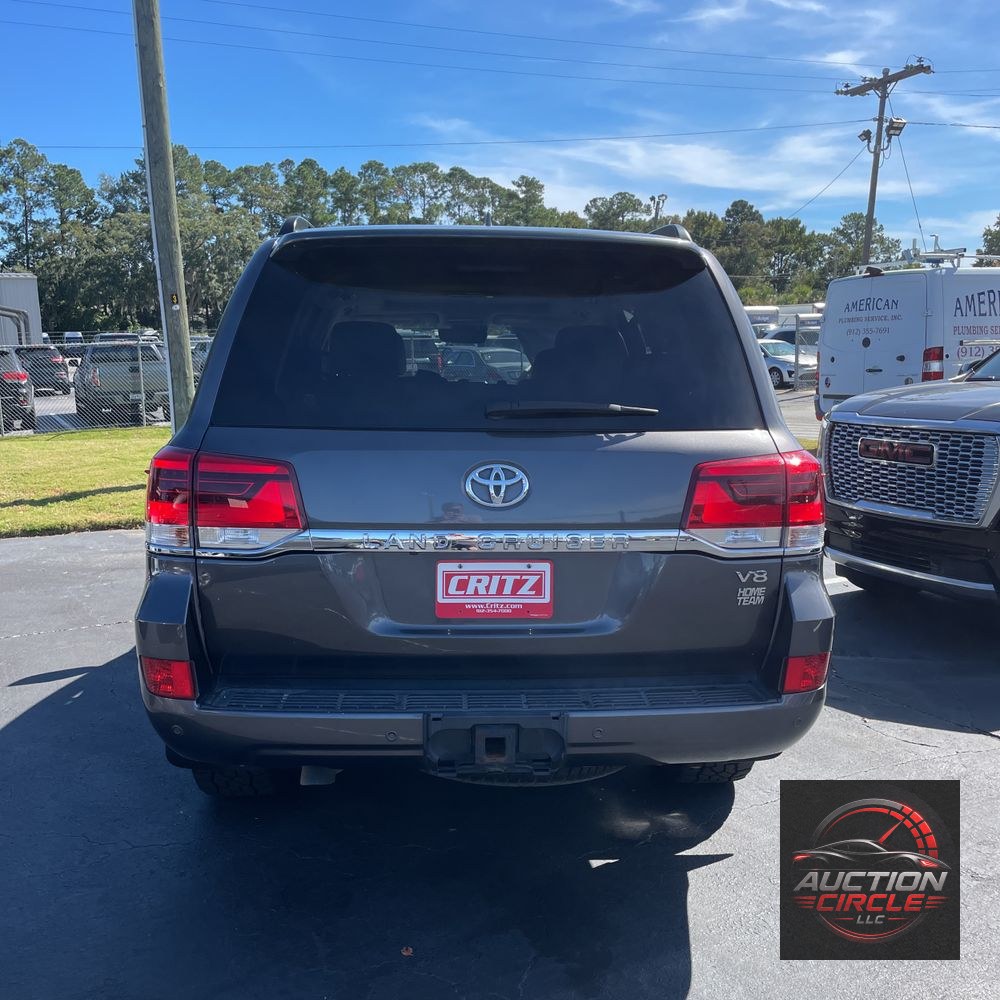 2021 Toyota Land Cruiser Base