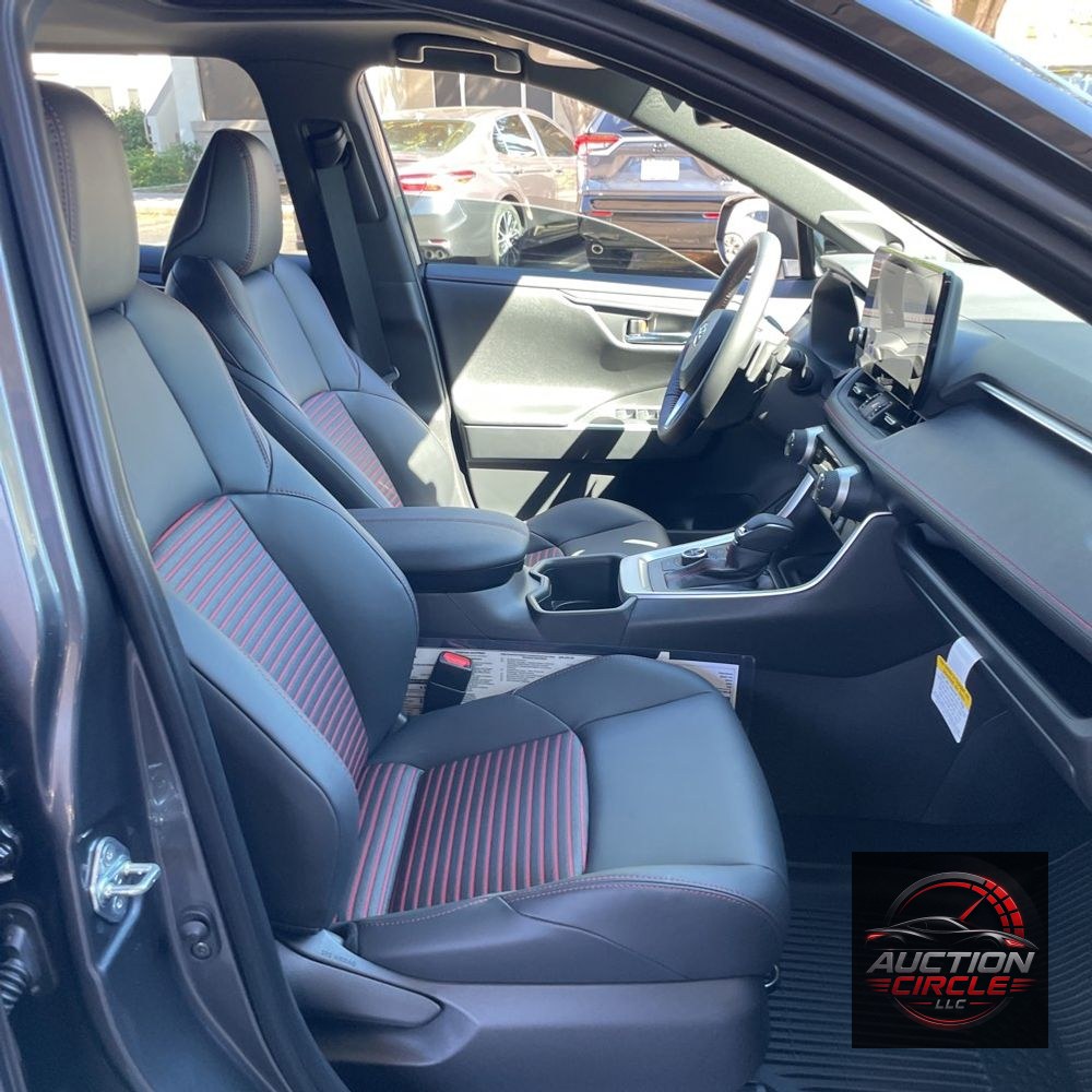 2025 Toyota RAV4 Plug-in Hybrid XSE
