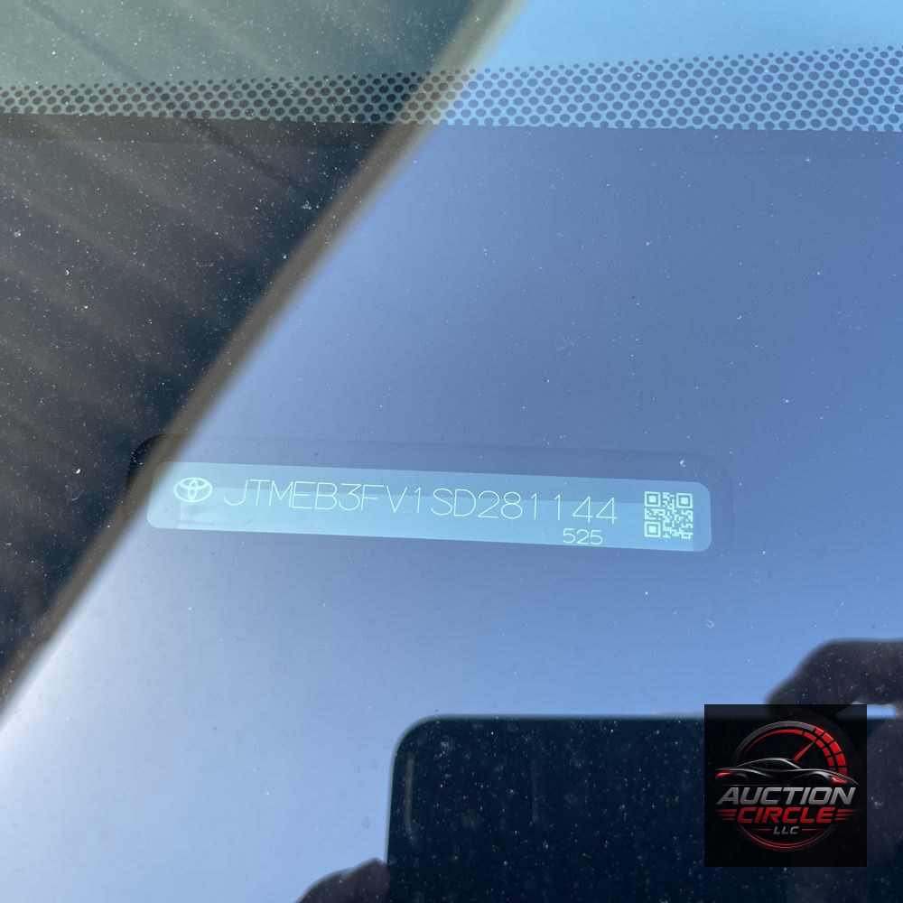2025 Toyota RAV4 Plug-in Hybrid XSE