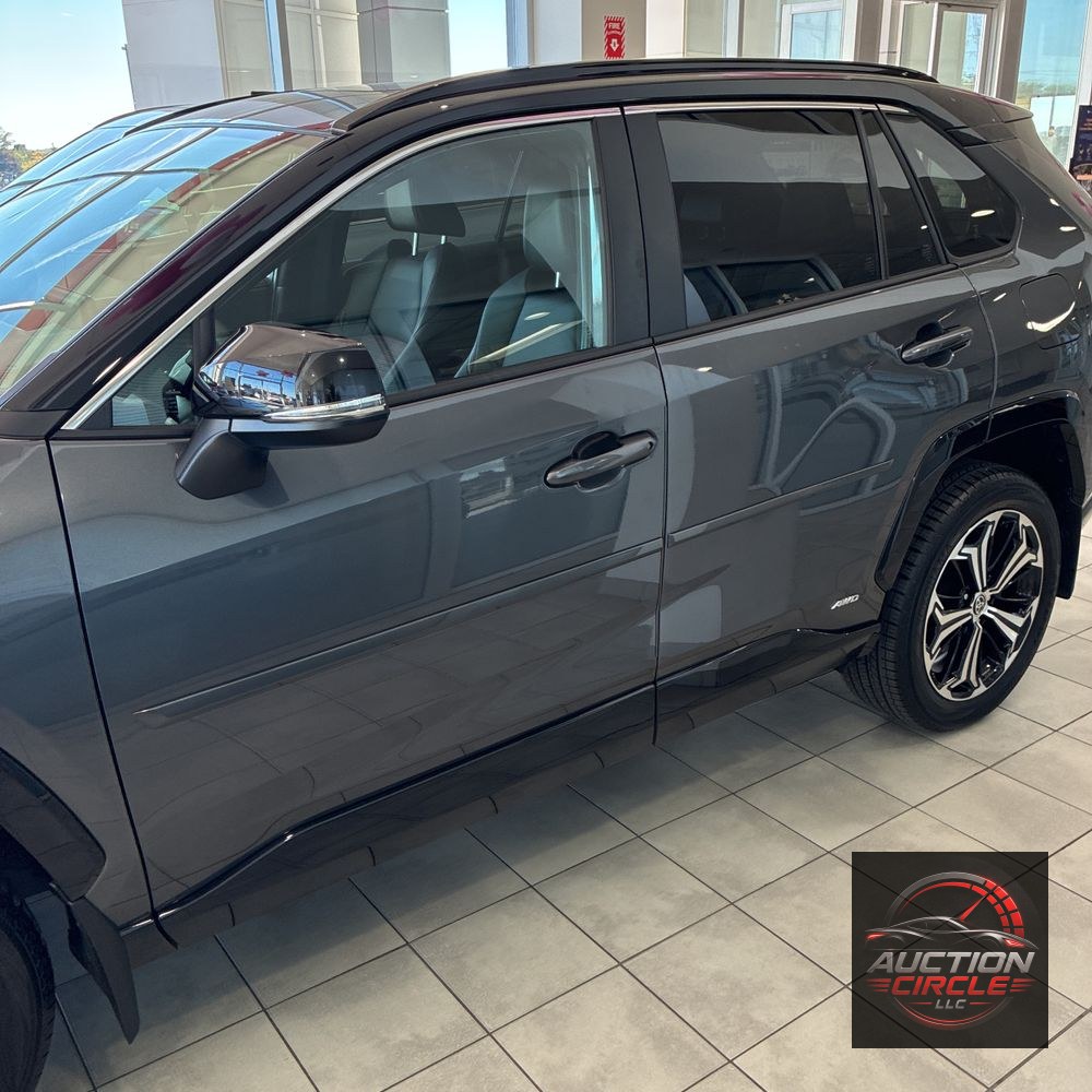 2025 Toyota RAV4 Plug-in Hybrid XSE