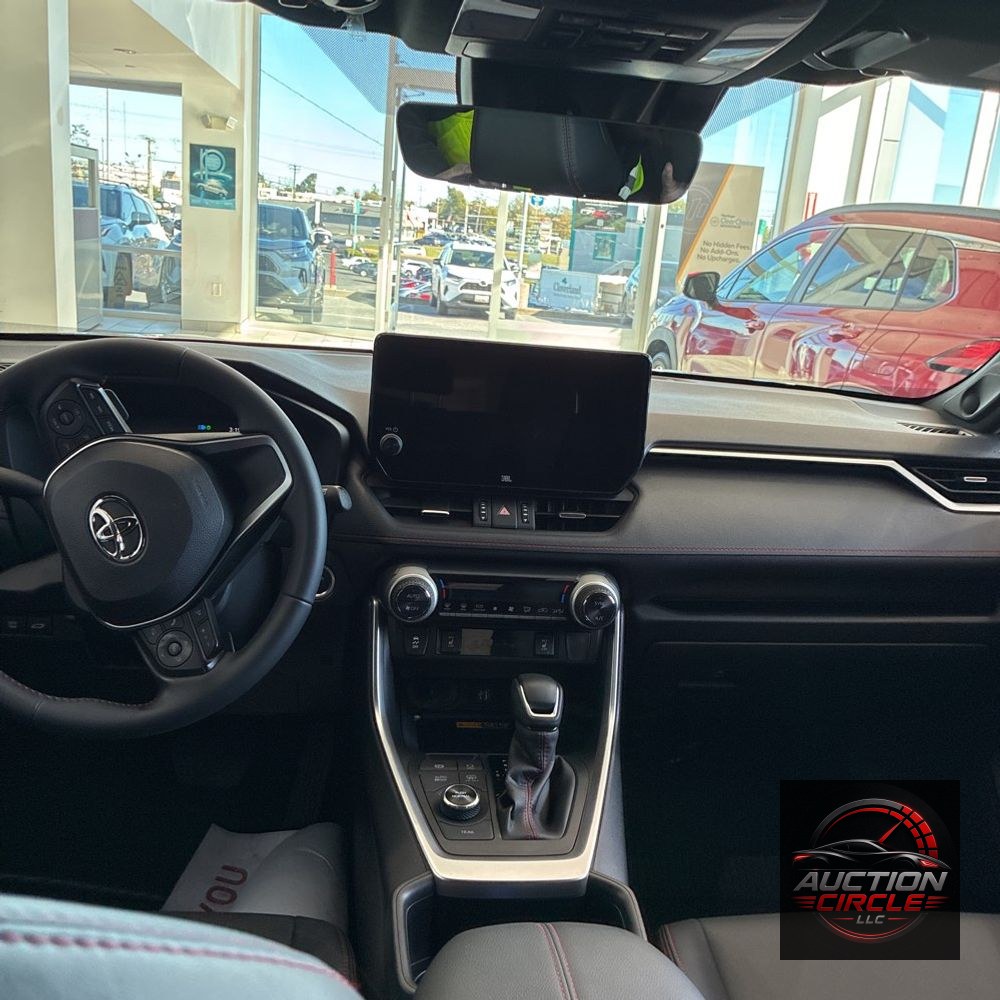 2025 Toyota RAV4 Plug-in Hybrid XSE