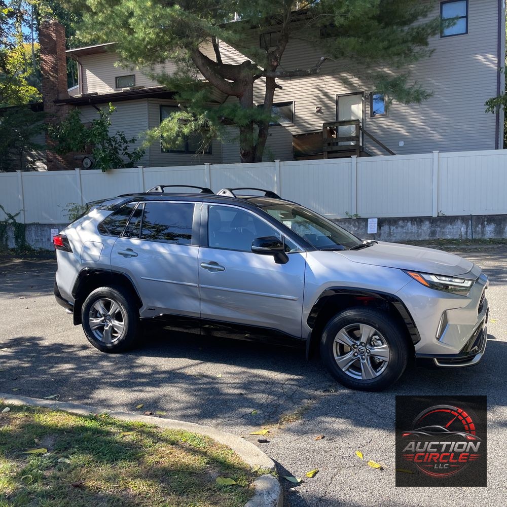 2025 Toyota RAV4 Plug-in Hybrid XSE