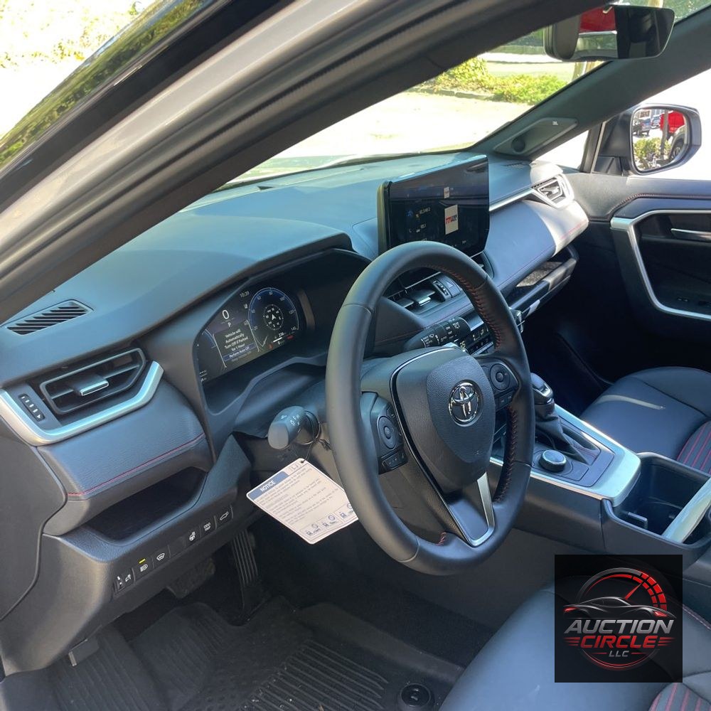 2025 Toyota RAV4 Plug-in Hybrid XSE
