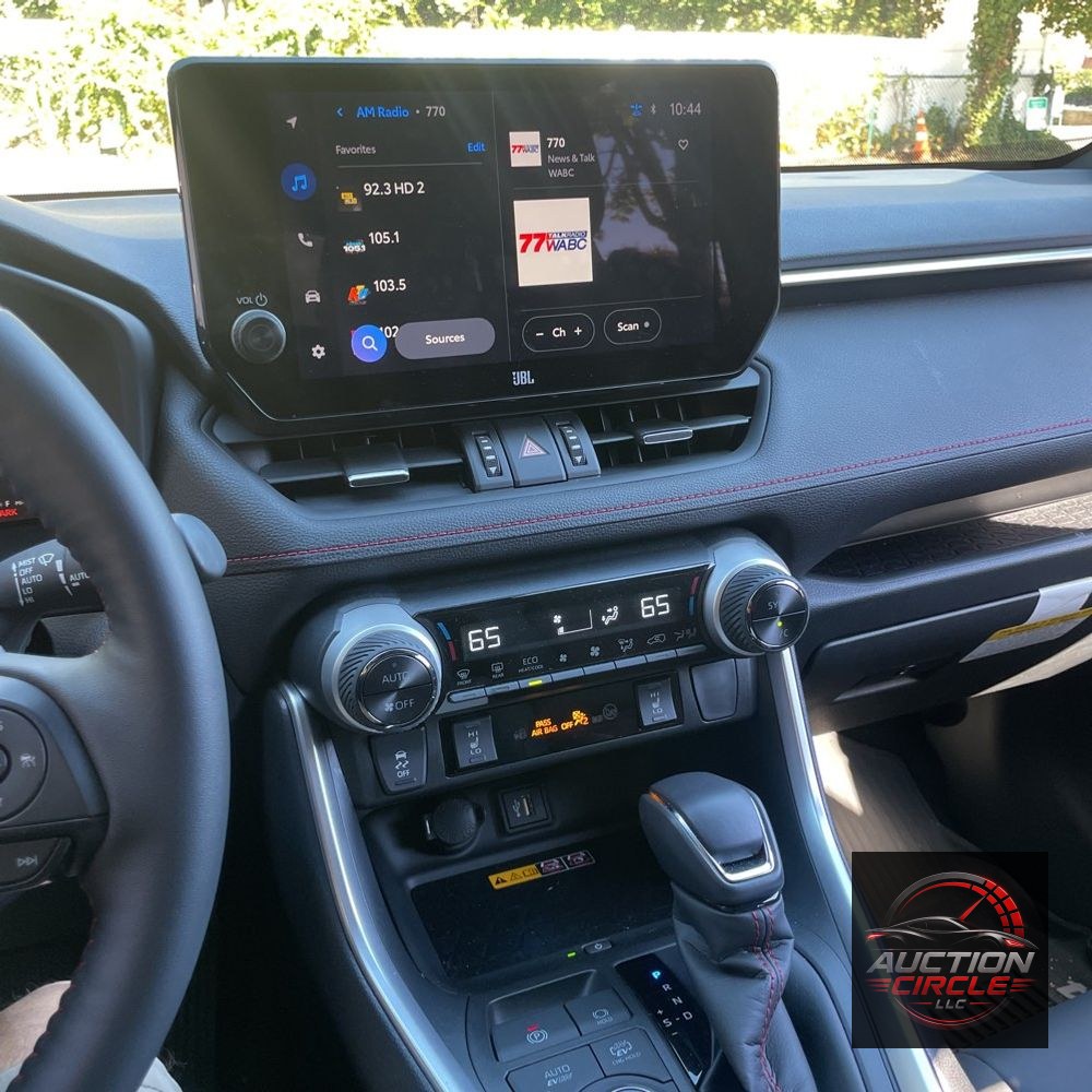 2025 Toyota RAV4 Plug-in Hybrid XSE