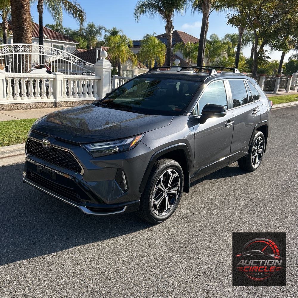 2025 Toyota RAV4 Plug-in Hybrid XSE