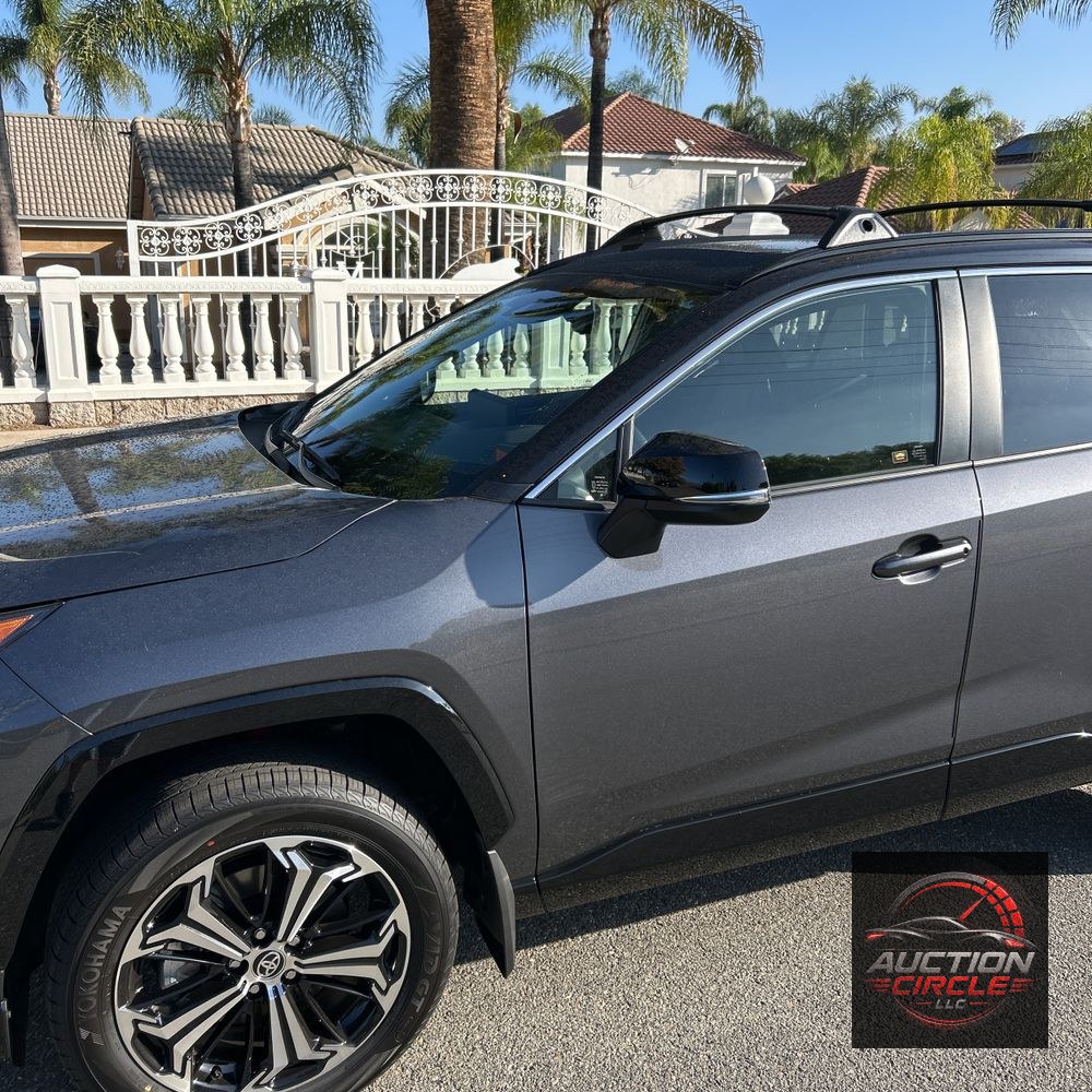 2025 Toyota RAV4 Plug-in Hybrid XSE