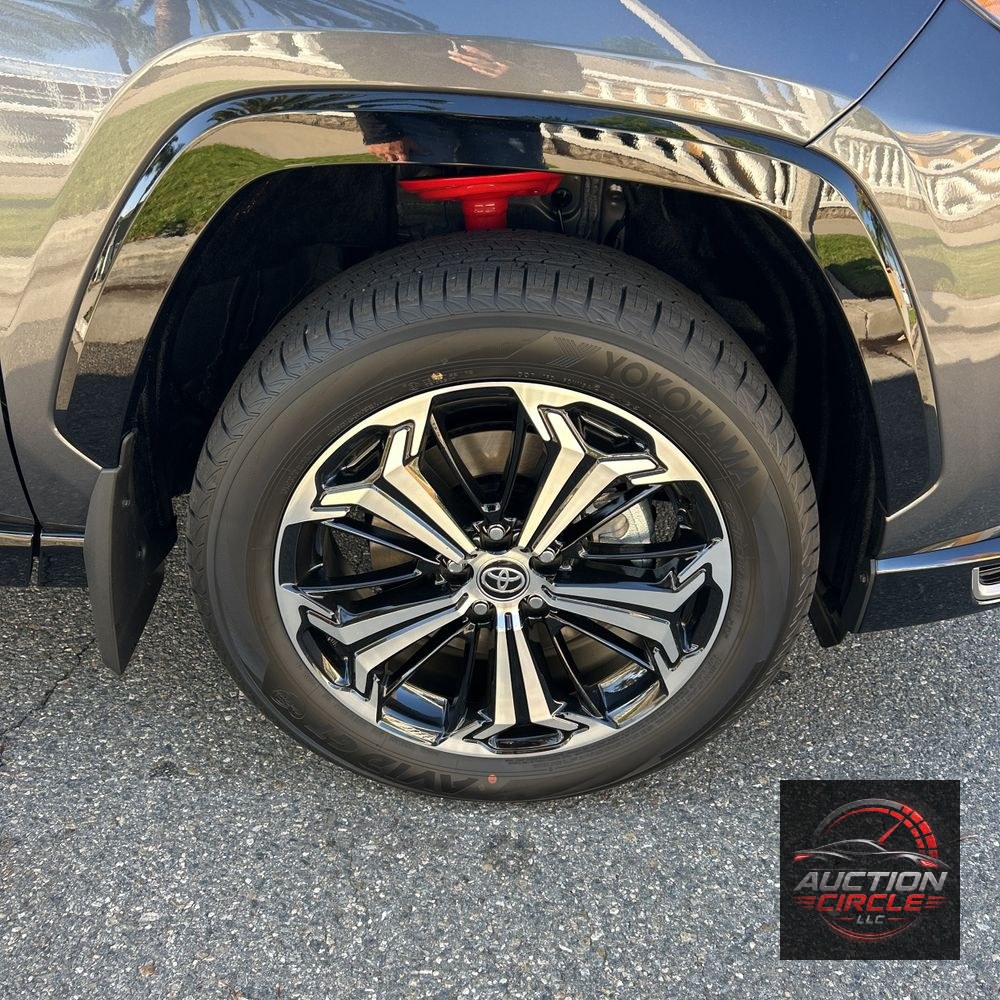 2025 Toyota RAV4 Plug-in Hybrid XSE