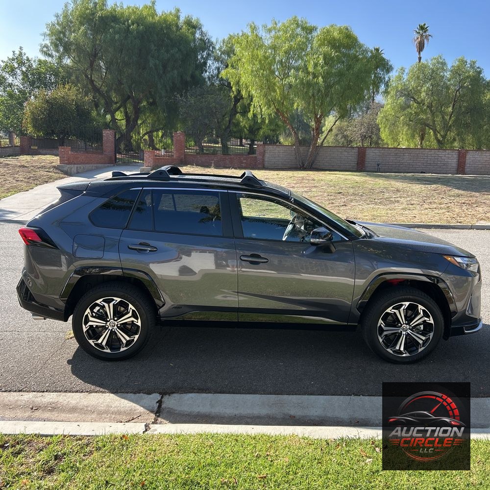 2025 Toyota RAV4 Plug-in Hybrid XSE
