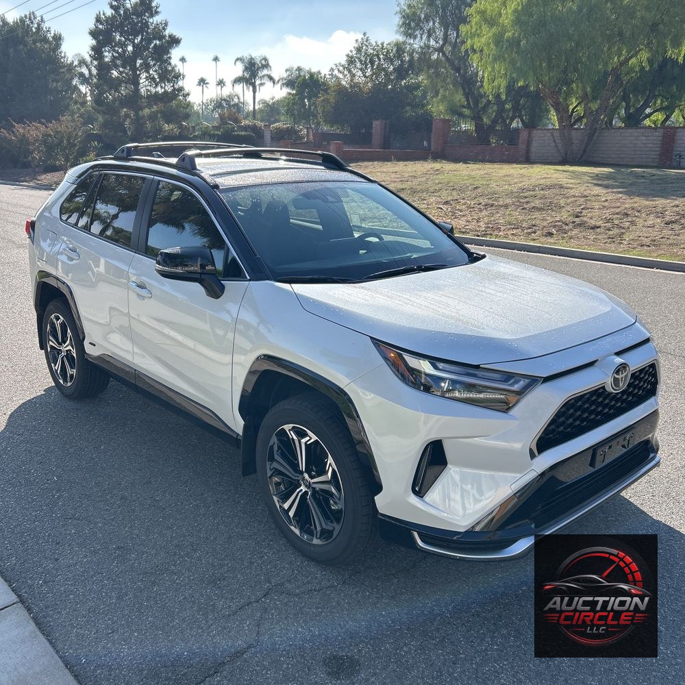 2025 Toyota RAV4 Plug-in Hybrid XSE