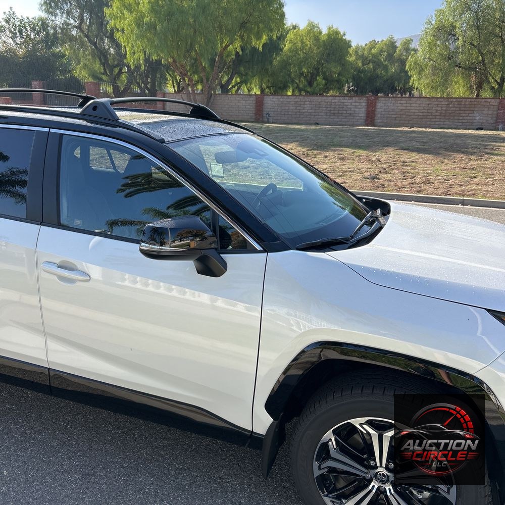 2025 Toyota RAV4 Plug-in Hybrid XSE