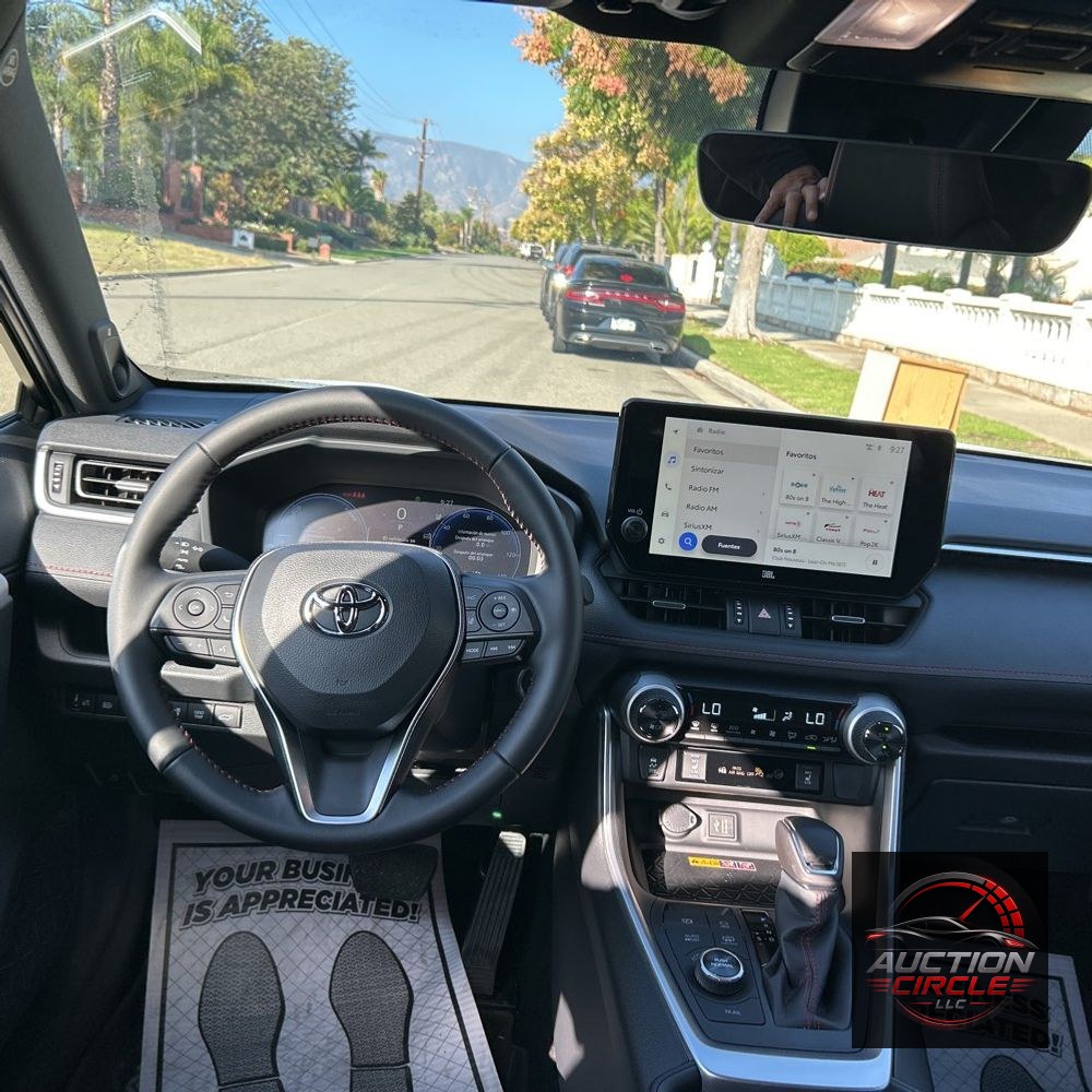 2025 Toyota RAV4 Plug-in Hybrid XSE