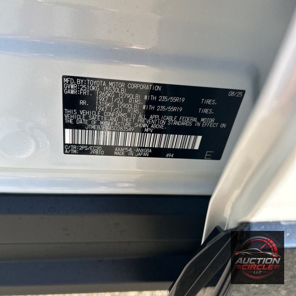 2025 Toyota RAV4 Plug-in Hybrid XSE