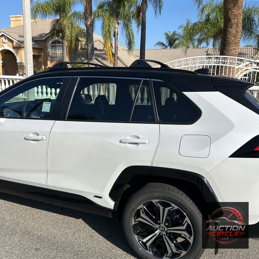 2025 Toyota RAV4 Plug-in Hybrid XSE