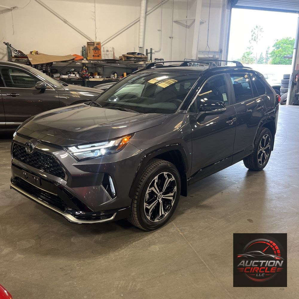 2025 Toyota RAV4 PHEV XSE 4D SUV AWD
