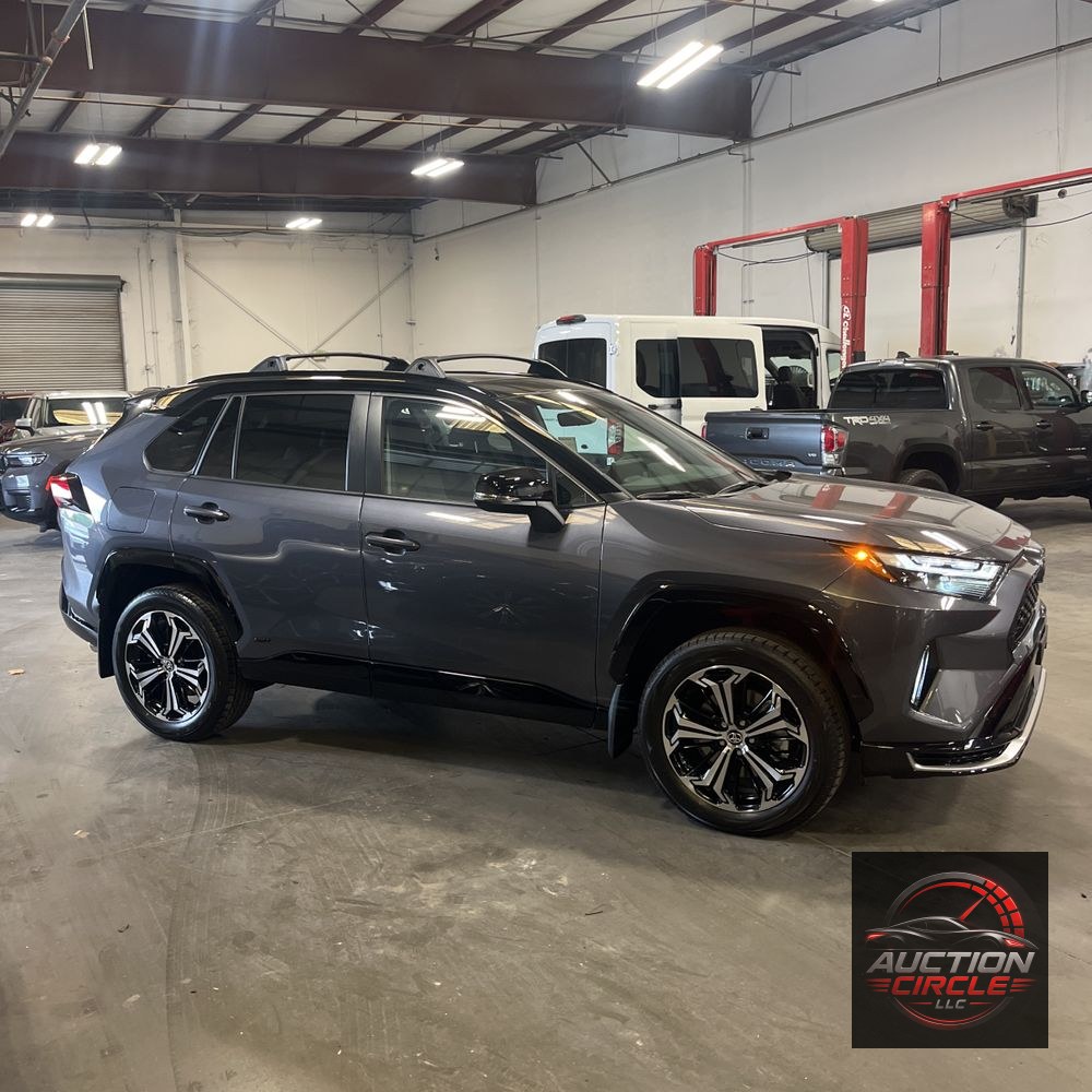 2025 Toyota RAV4 PHEV XSE 4D SUV AWD